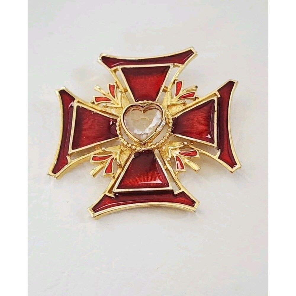 VINTAGE MALTESE CROSS RED ENAMELED GOLD TONE HEART LARGE BROOCH